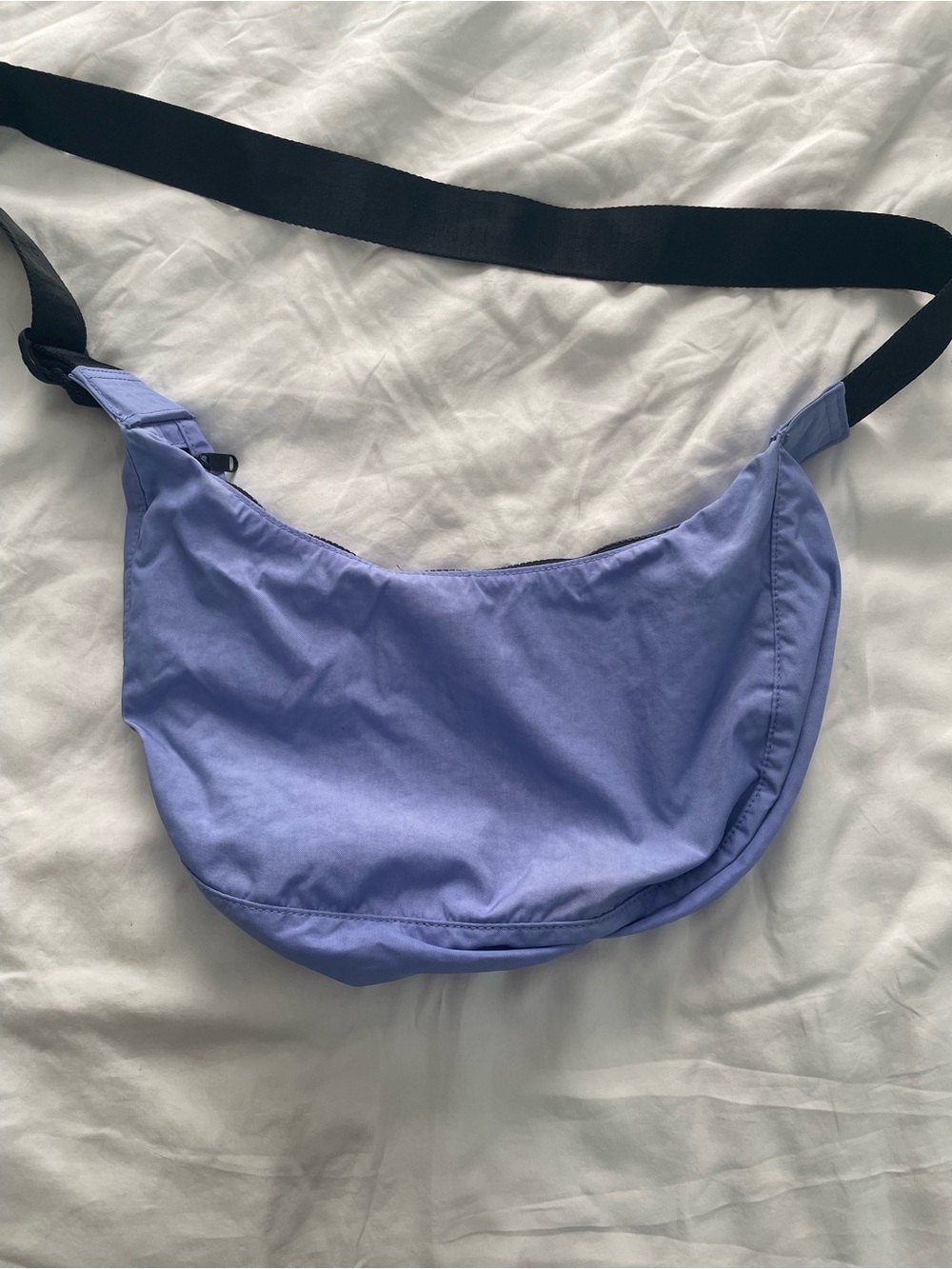 BAGGU bluebell crescent bag 🌙